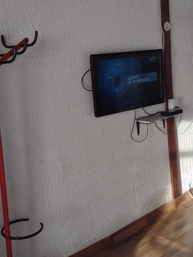 Prenociste Indija Hrvic Apartamento Exterior foto