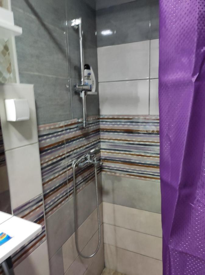 Prenociste Indija Hrvic Apartamento Exterior foto